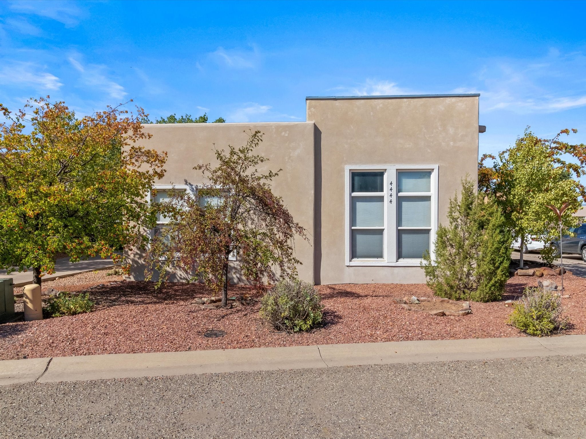 4444 Autumn Leaf Lane, Santa Fe, New Mexico image 2