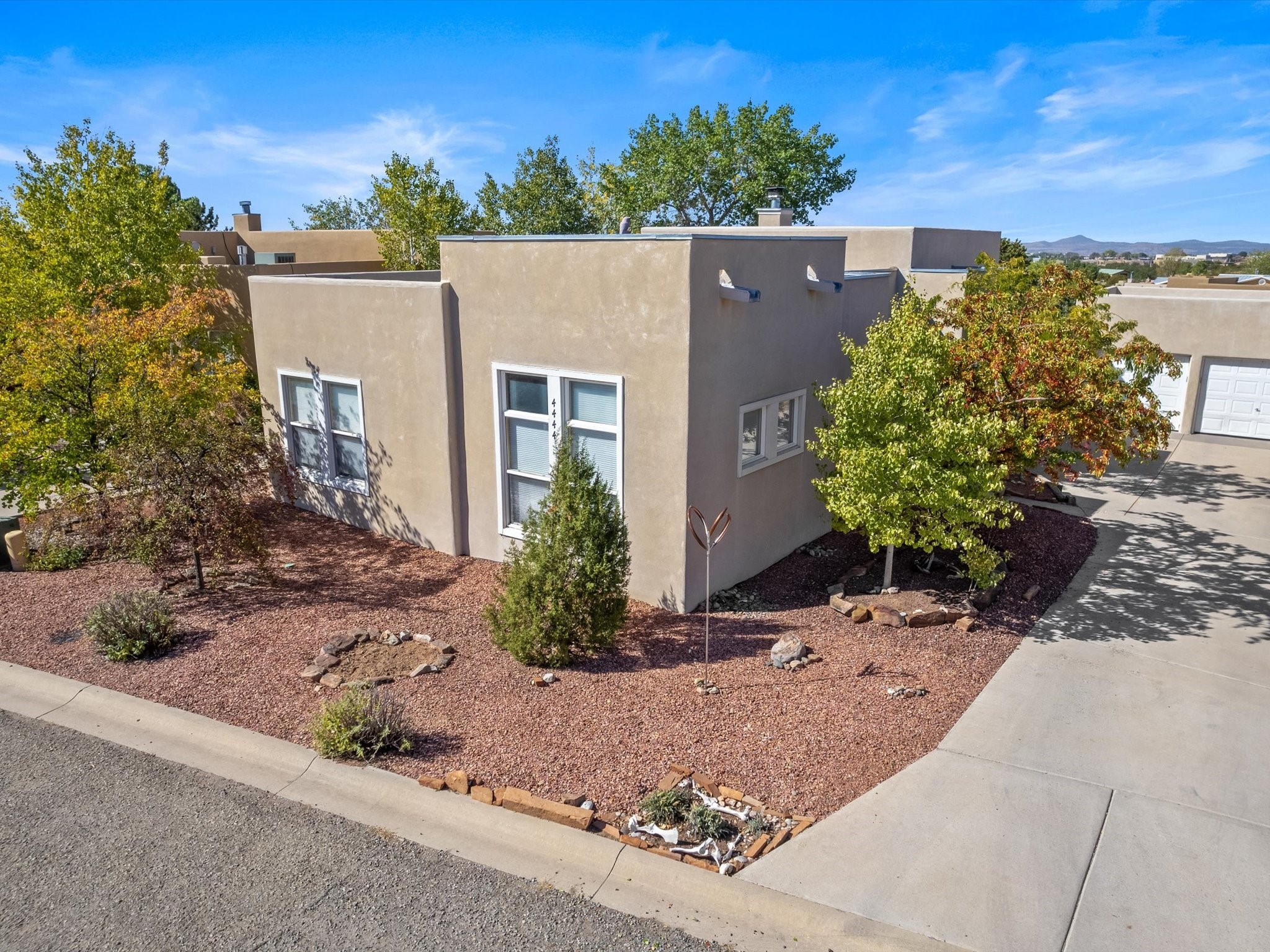 4444 Autumn Leaf Lane, Santa Fe, New Mexico image 47