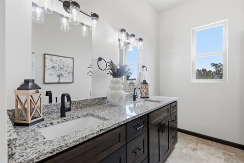 Tiny photo for 39 Monterey Road, Santa Fe, NM 87508 (MLS # 202601548)