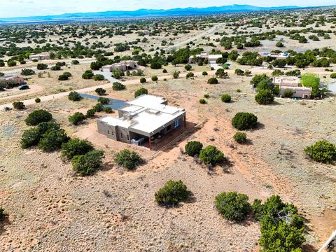 Tiny photo for 39 Monterey Road, Santa Fe, NM 87508 (MLS # 202601548)