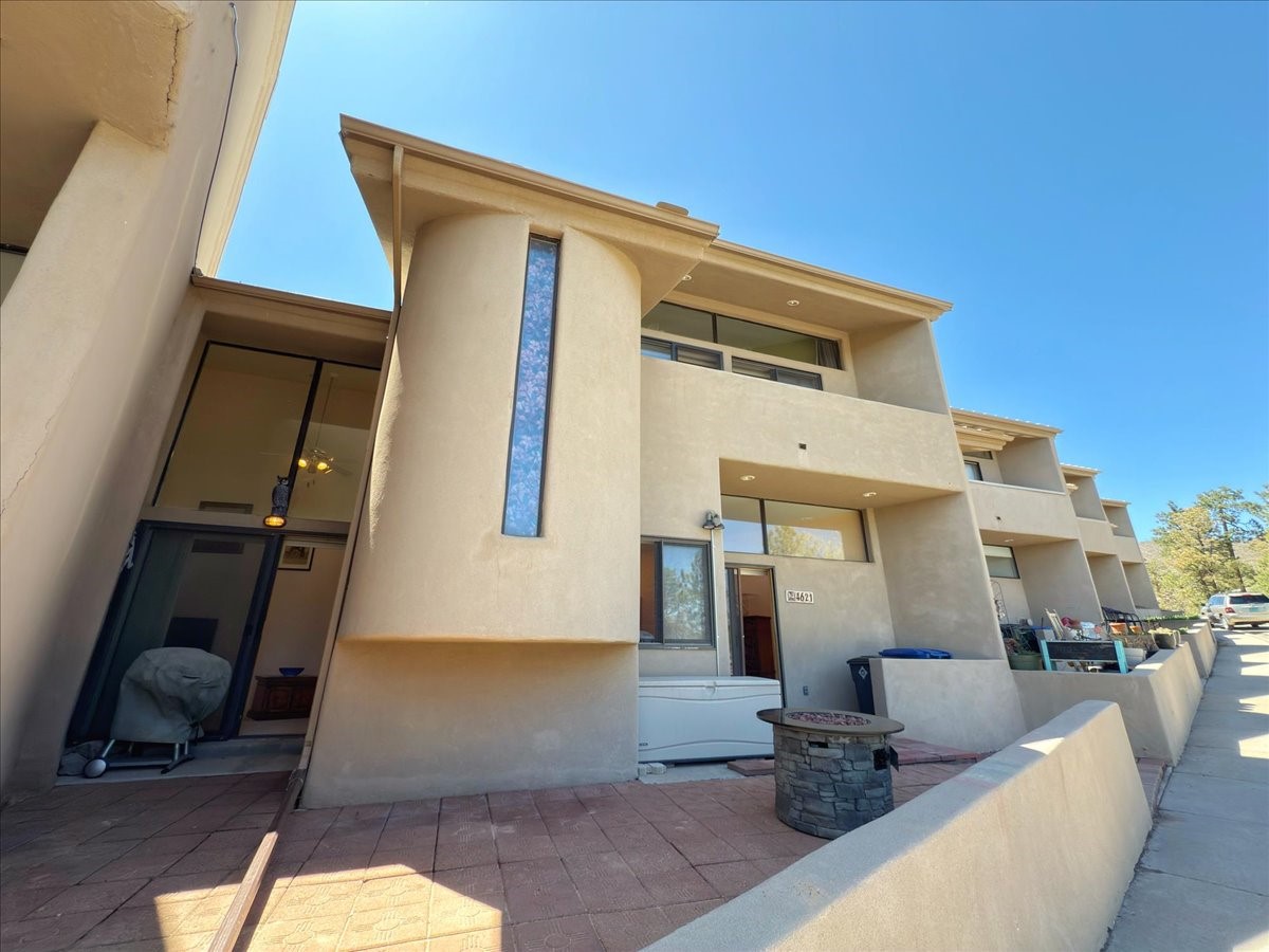 4621 Esperanza, Los Alamos, New Mexico image 1
