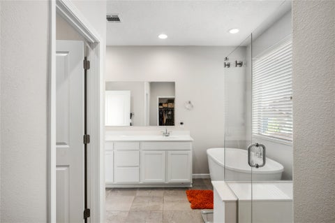 Tiny photo for 15 Wirecrest Lane, Santa Fe, NM 87508 (MLS # 202604081)