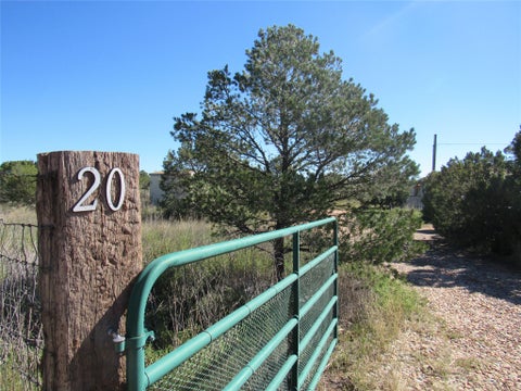 Mobile Home For Sale - 20 Arrowhead Rd<br/> Ilfeld, NM 87538