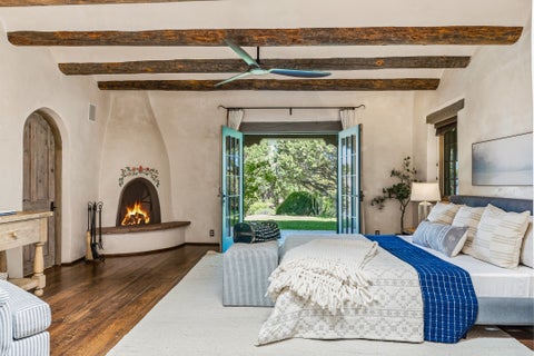 Tiny photo for 23 Media Luna, Santa Fe, NM 87508 (MLS # 202601440)