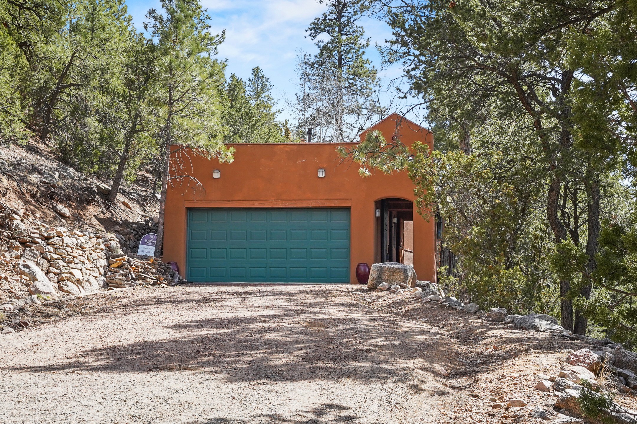 80 La Barbaria Road, Santa Fe, New Mexico image 2