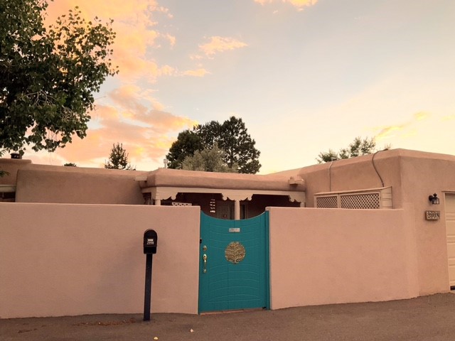View Santa Fe, NM 87507 house