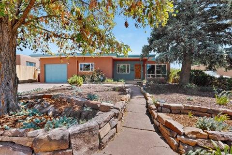 Homes For Sale - 149 Alamo Drive<br/> Santa Fe County, Santa Fe, NM 87501