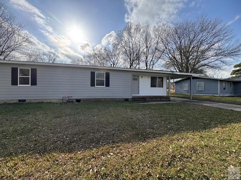 Photo of 603 Cannon St, New Boston, TX 75570 (MLS # 203372)