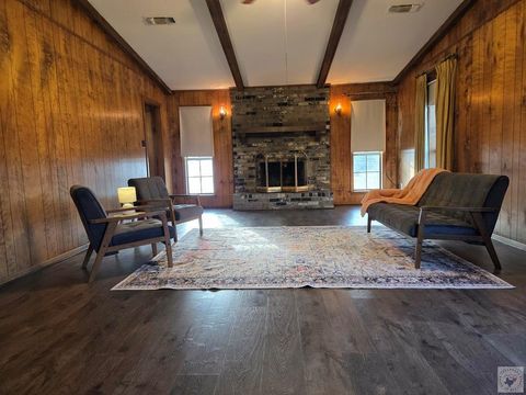 Photo of 502 Ratcliff Dr, New Boston, TX 75570 (MLS # 203352)