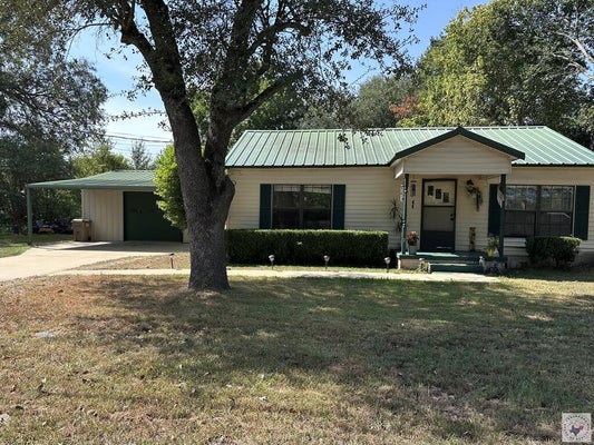 217 BONHAM ST, MAUD, TX 75567 - Image 13cb645da2ee60b2abb6efe2998e9bae/4283661765