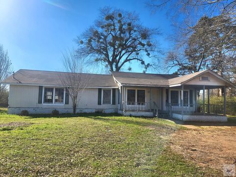 Photo of 805 Second St, Queen City, TX 75572 (MLS # 204429)