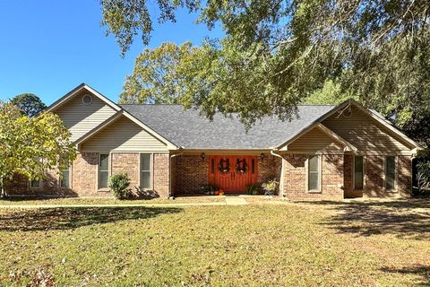 Photo of 6408 Prestige Lane, Texarkana, TX 75503 (MLS # 200512)
