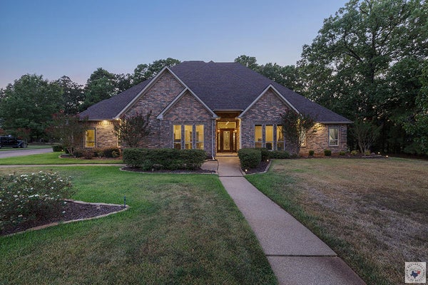 6801 NORTHERN HILLS DR, TEXARKANA, AR 71854 - Image 28883ac66f53a1c2e69ff06e159cf2bd/1555840331