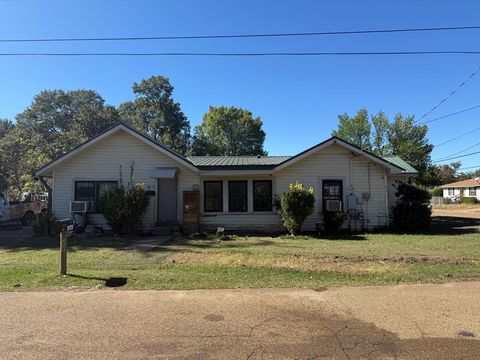 Photo of 324 E 36th St, Texarkana, AR 71854 (MLS # 200494)