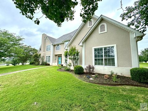 Photo of 8205 Coyote Trail, Texarkana, TX 75503 (MLS # 200803)