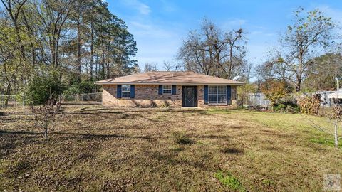 Photo of 414 SE McKinney St, De Kalb, TX 75559 (MLS # 200685)