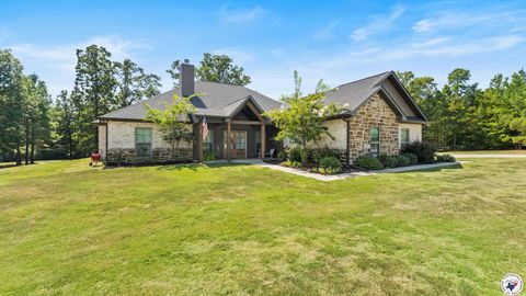 Photo of 75 Sandy Ridge, Texarkana, TX 75501 (MLS # 203393)