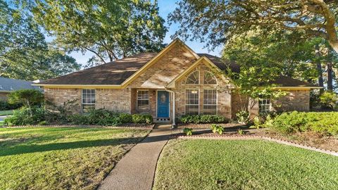 Photo of 3004 Bethany Ln, Texarkana, TX 75503 (MLS # 200414)