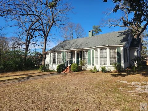 Photo of 12 Oakhill Place, Texarkana, TX 75503 (MLS # 200949)
