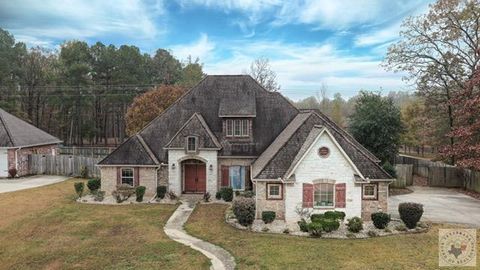 Photo of 2106 Southcrest Dr, Texarkana, AR 71854 (MLS # 200757)