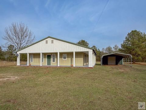 Photo of 66 Waterplant Rd, Haworth, OK 74740 (MLS # 200700)