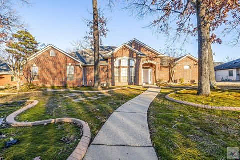 Photo of 7102 Live Oak Dr, Texarkana, AR 71854 (MLS # 202032)