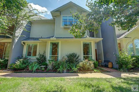 Photo of 5 Brittan Place, Texarkana, TX 75503 (MLS # 202021)