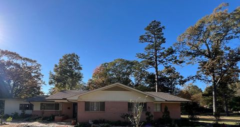 Photo of 3401 wood St, Texarkana, TX 75503 (MLS # 200618)