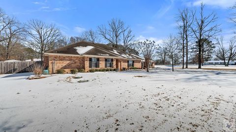Photo of 57 Timberlane St, Texarkana, TX 75501 (MLS # 202102)