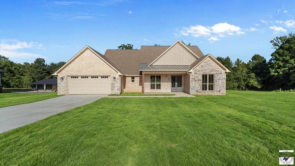 134 BRONCO DR, TEXARKANA, TX 75503 - Image cb9f415fe9dfffcface944bcf4324b27/1363768856