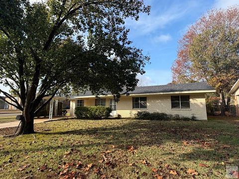Photo of 3501 Central St, Texarkana, AR 71854 (MLS # 200736)