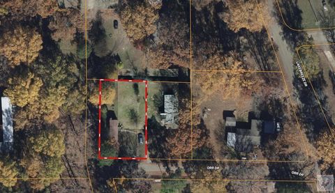 Photo of 66 Orr Drive, Texarkana, TX 75501 (MLS # 200651)