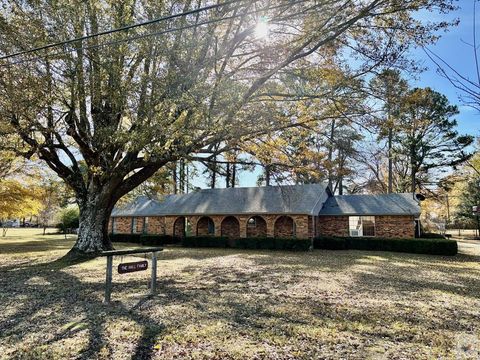 Photo of 7911 Alumax Rd, Texarkana, TX 75501 (MLS # 200822)