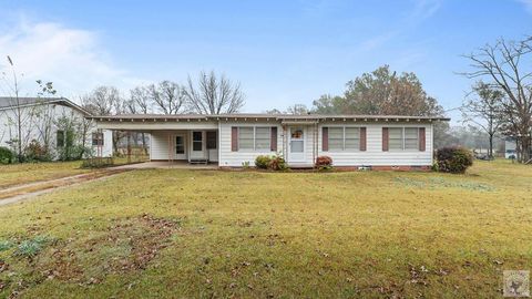 Photo of 614 Cedar St, Maud, TX 75567 (MLS # 200754)