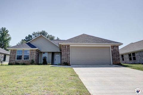 Photo of 117 Village Place, Wake Village, TX 75501 (MLS # 118674)