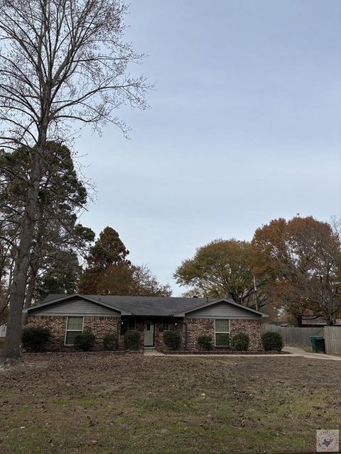 Photo of 115 Northwood St, Nash, TX 75569 (MLS # 200807)