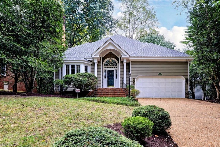 Photo 1 of 44 — 116 Cove Point LN, Williamsburg, VA 23185