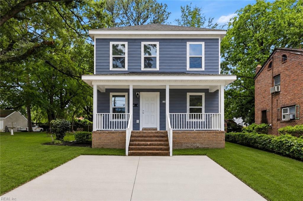 Photo 1 of 36 — 1917 Montclair AVE, Norfolk, VA 23523