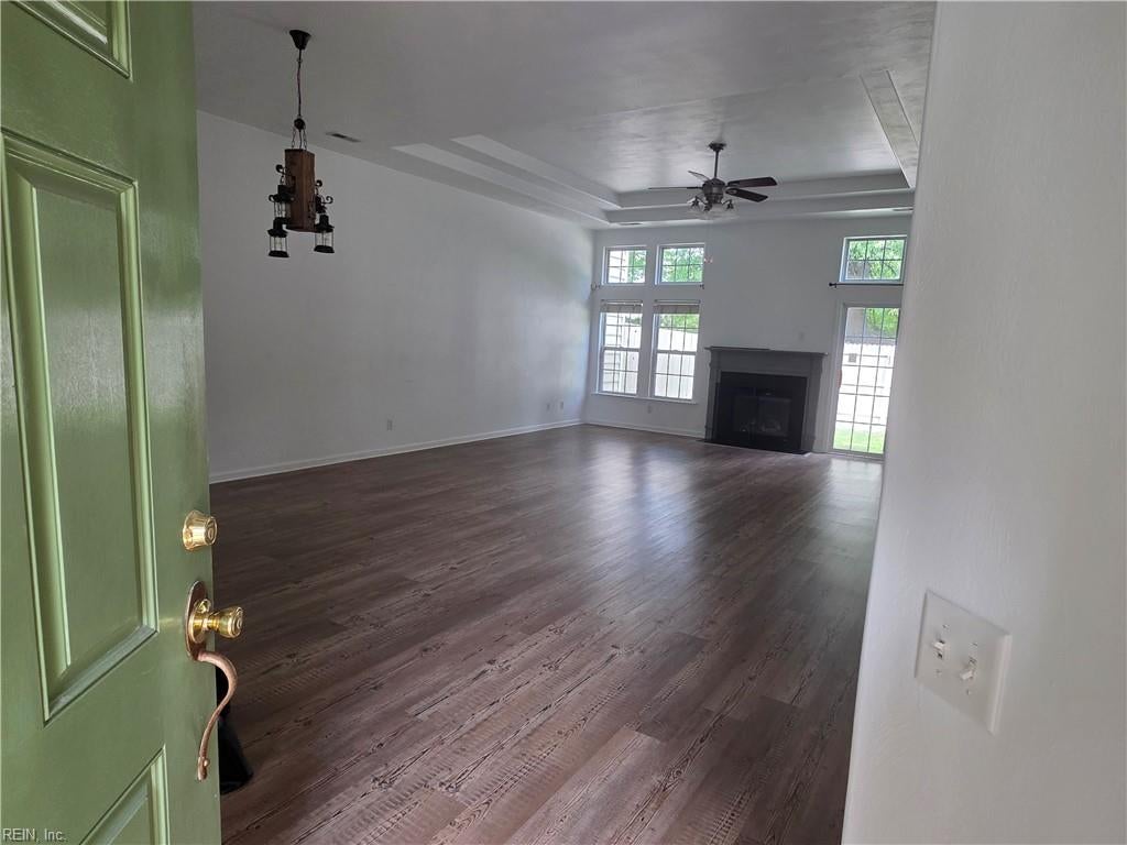 102 Lands End LN - Photo 4