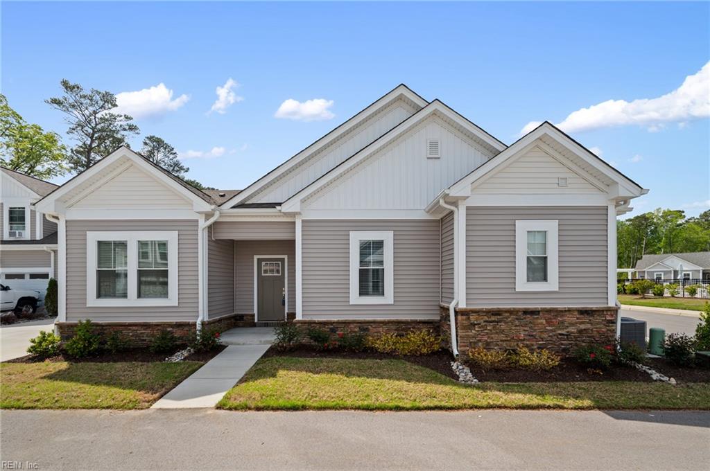 Photo 1 of 47 — 1000 Regal RD A, Suffolk, VA 23434