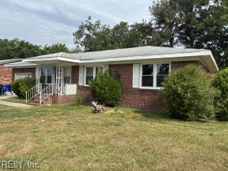 Photo 1 of 21 — 704 Argyle ST, Portsmouth, VA 23704