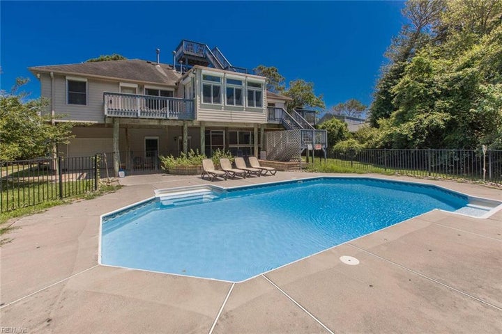 Photo 1 of 1 — 2213 Widgeon LN, Virginia Beach, VA 23456