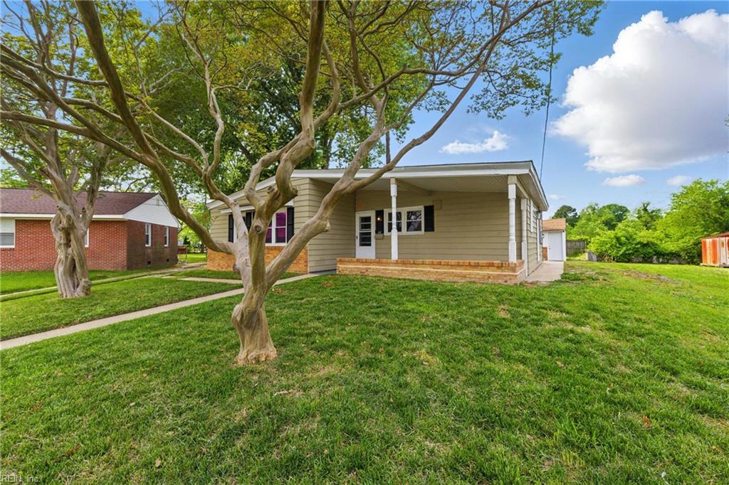 112 Findley SQ - Photo 3
