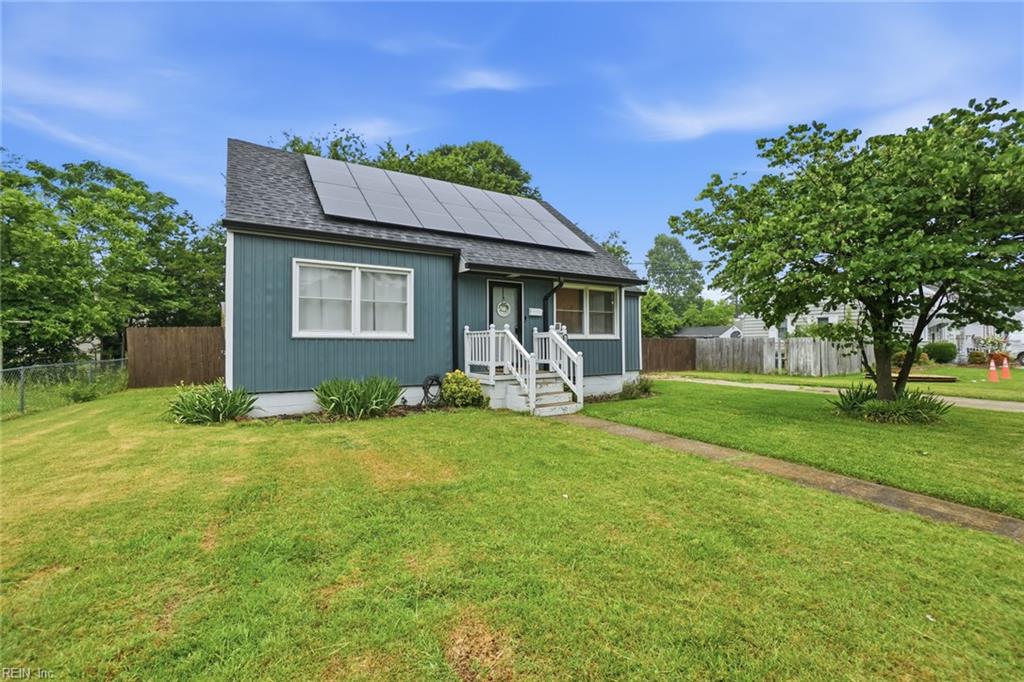 Photo 1 of 20 — 2304 Elaine AVE, Norfolk, VA 23518