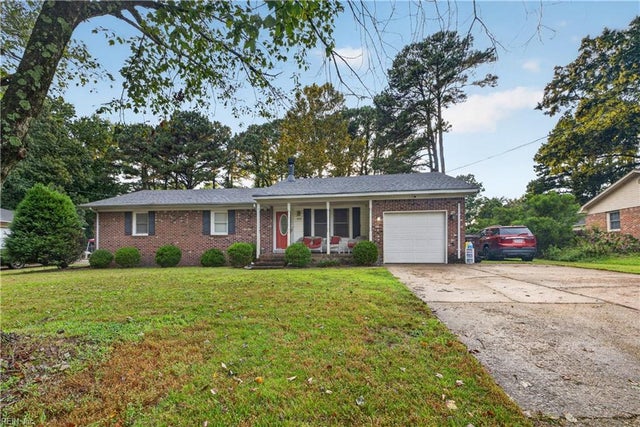 656 Hillwell RD
