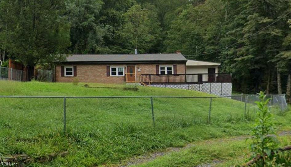 Photo 1 of 16 — 7704 Roaring Run RD, Covington, VA 24426