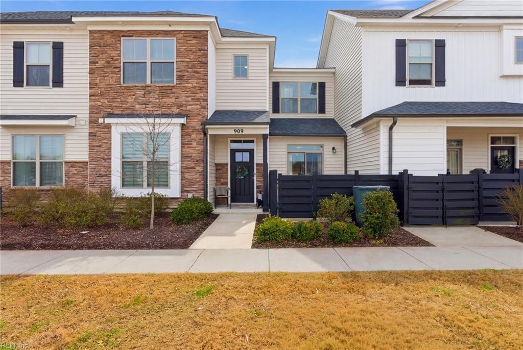Photo 1 of 48 — 909 Kathy Ann WAY W, Carrollton, VA 23314