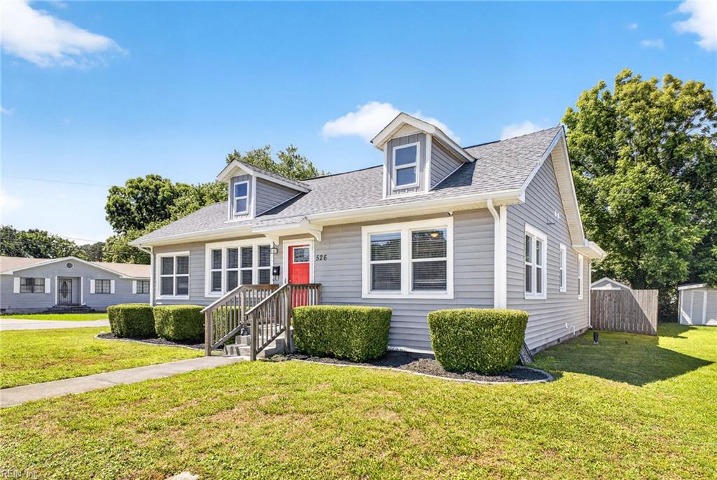 Photo 1 of 30 — 526 Brook AVE, Suffolk, VA 23434