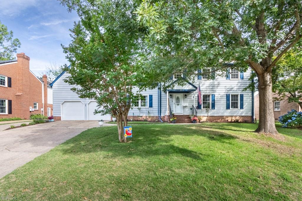 Photo 1 of 41 — 85 Waterview DR, Newport News, VA 23608