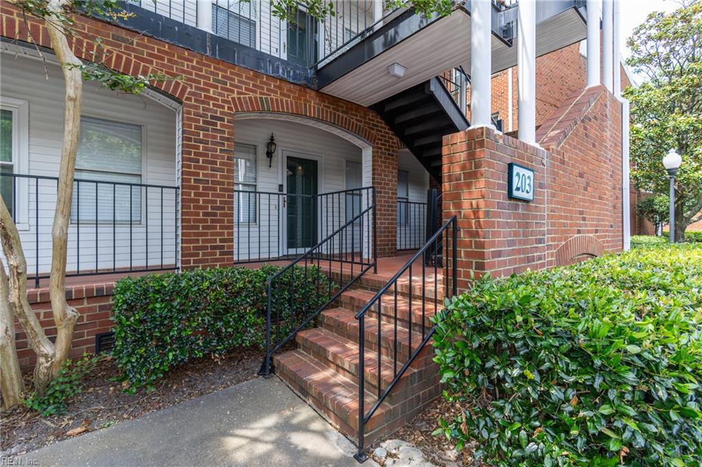 Photo 1 of 47 — 203 Westover AVE 103, Norfolk, VA 23507